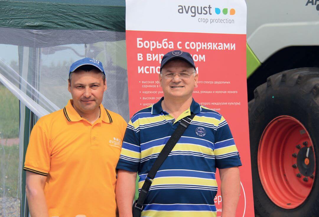 В. Д. Джабиев (справа) и А. А. Старцев