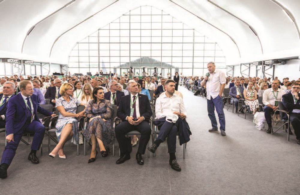 Выступление М. Е. Данилова на пленарном заседании