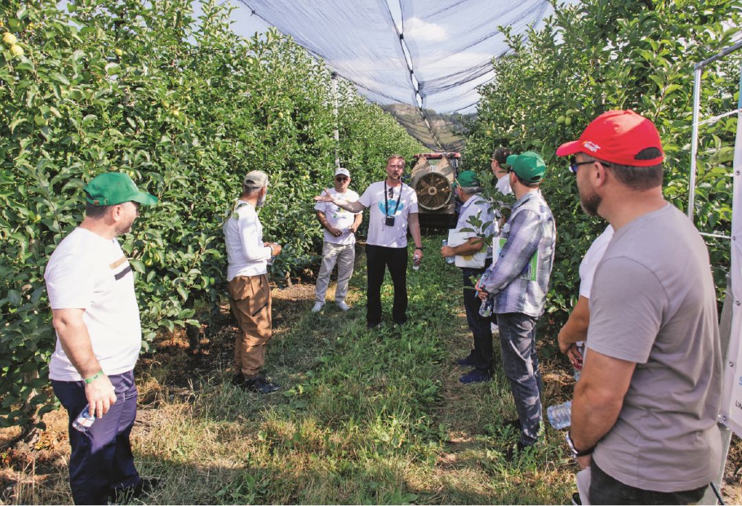 На семинаре выступает С. Мальгин