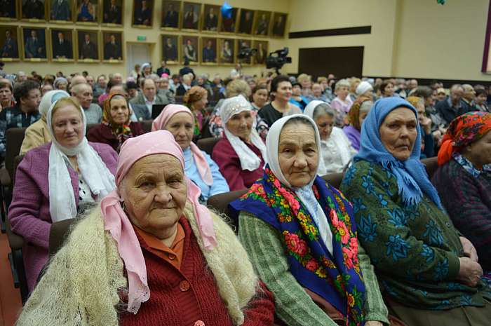 Поддержка социально незащищенных слоев населения